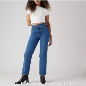 Levi’s Rib Cage Jeans